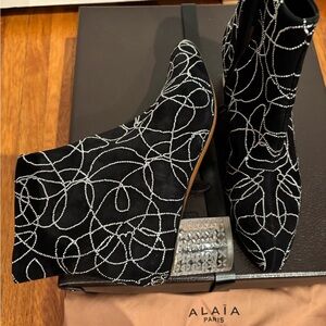 Alaïa Alaia Black Suede Booties Crystal design clear logo etched heel 37 1/2